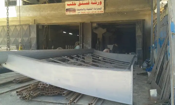 مظلات واجهة — ٧