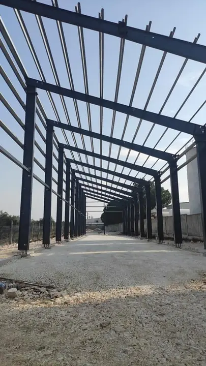 هنغار بميل سقف 30% لتركيب الألواح الكهروضوئية — ٣