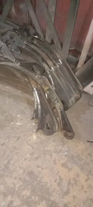 أعمال معدنية بحرية — مرفأ طرطوس — ٥