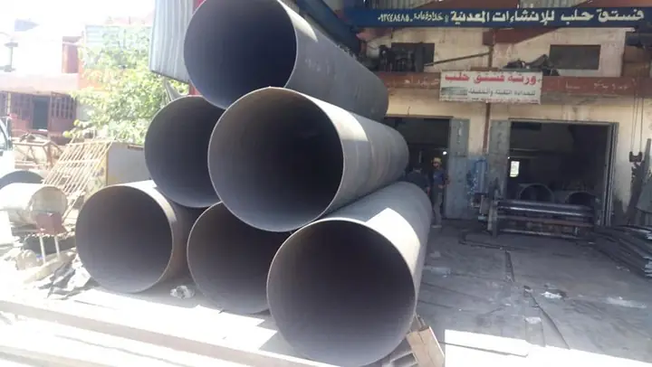 مشغولات الورشة: أنابيب بأقطار كبيرة وأقماع وقمم مآذن — ٥